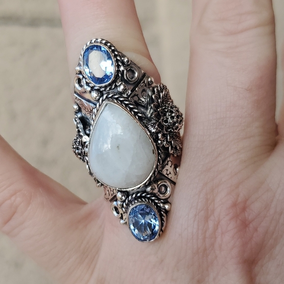 New Rainbow Moonstone & Blue Topaz 925 Silver Statement Ring. - Picture 4 of 7